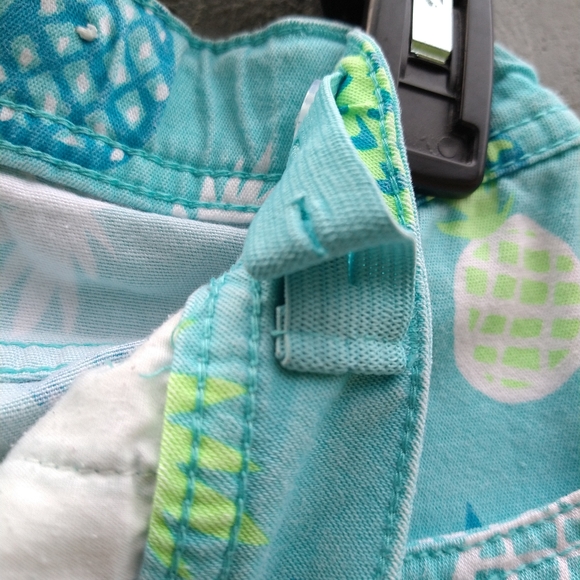 TOTAL GIRL SHORTS.  SZ 14 1/2 PLUS - Picture 3 of 5